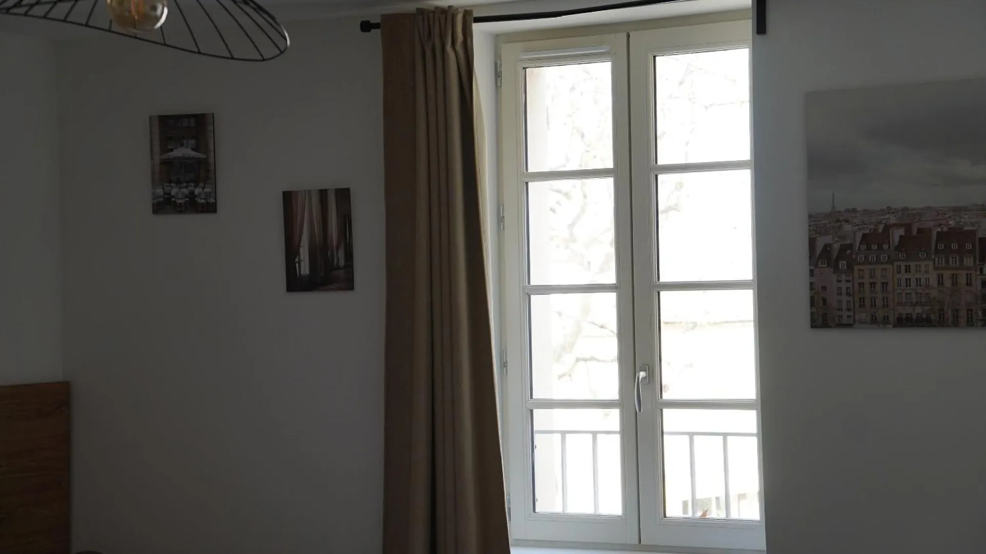 Sous Les Platanes Aparthotel Velaux